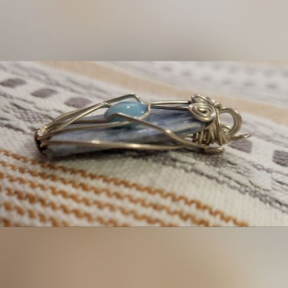 Natural Stone Pendant - Picture 2 of 3